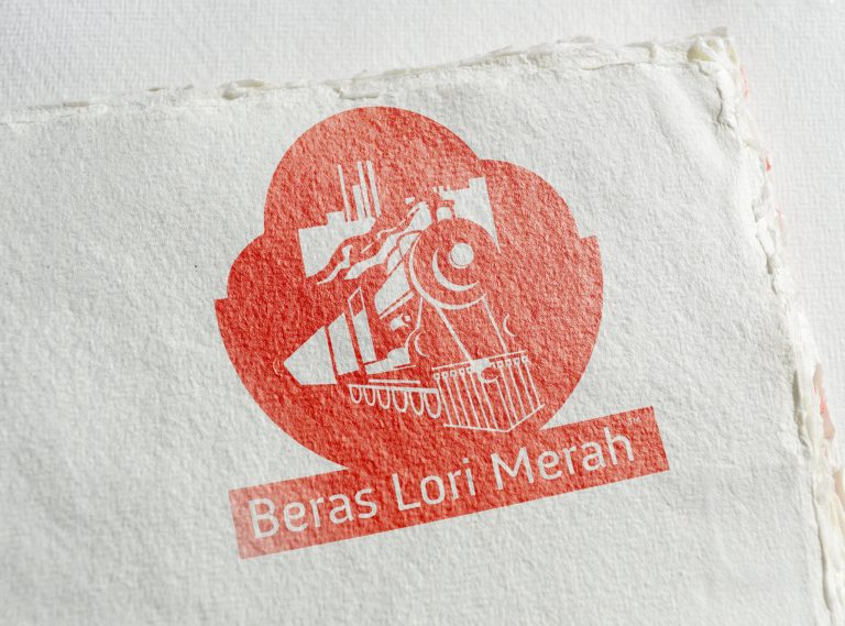 Beras Lori Merah